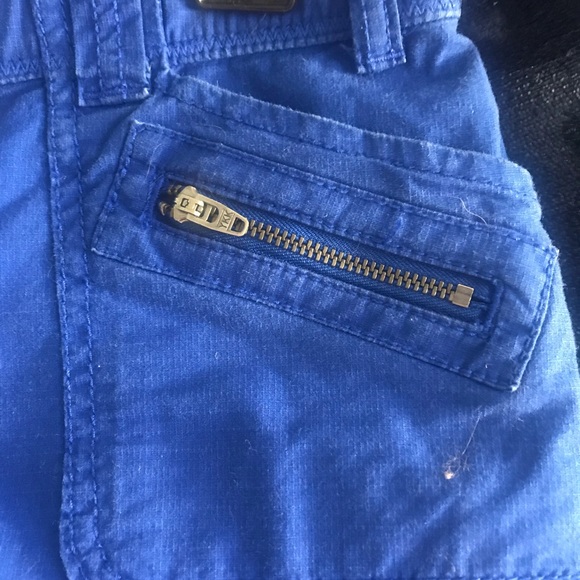 Capris - Picture 5 of 8